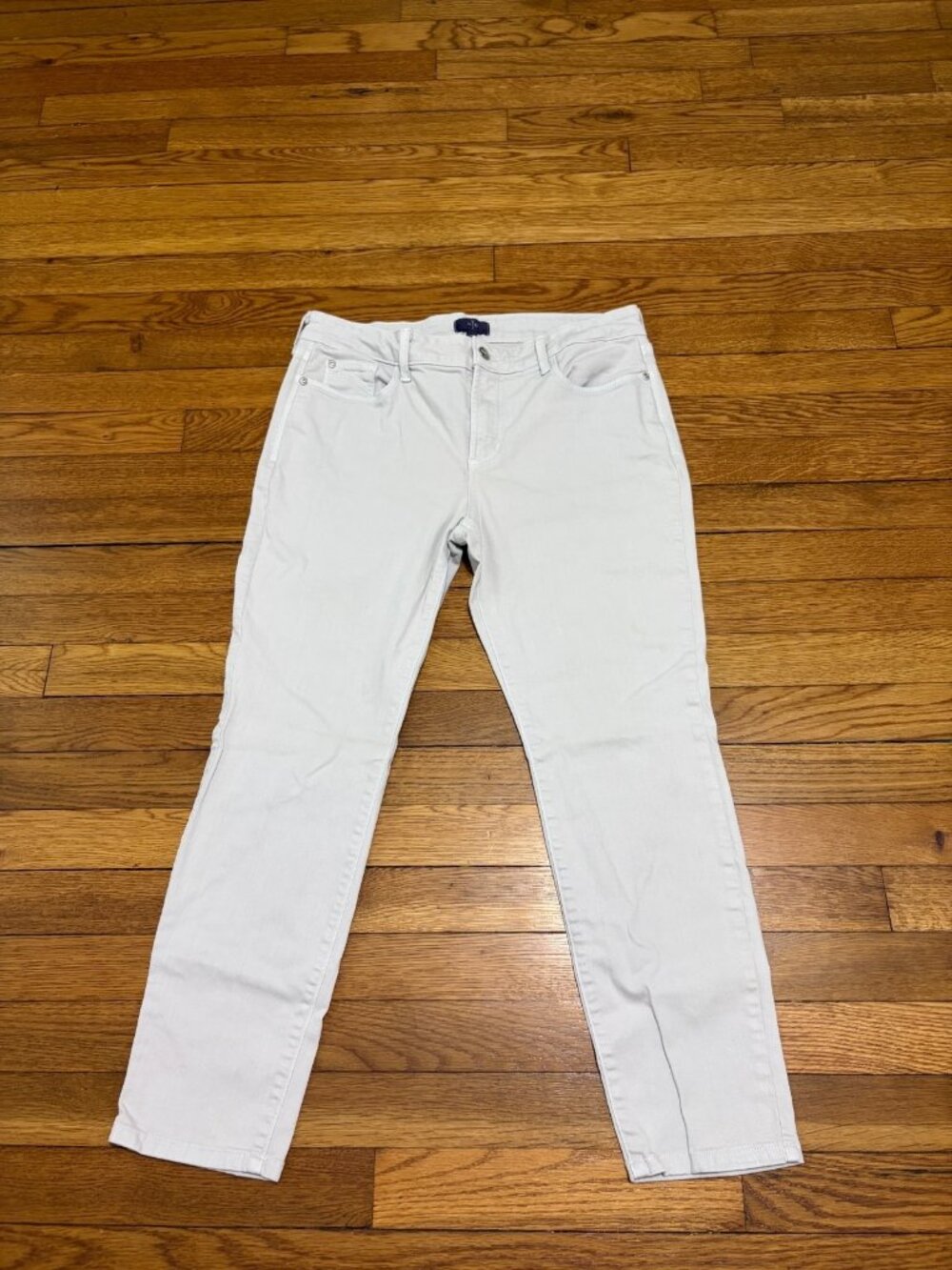 NYDJ Clarissa Ankle Jeans Size 10p Lavender Stretch Denim Straight Leg Casual